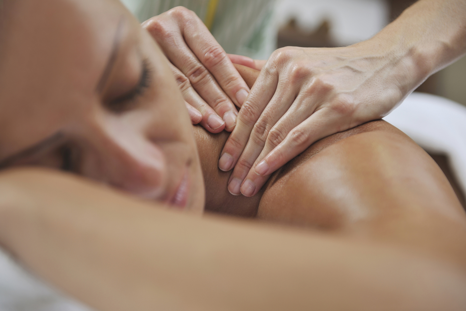 Relaxing Massage Course